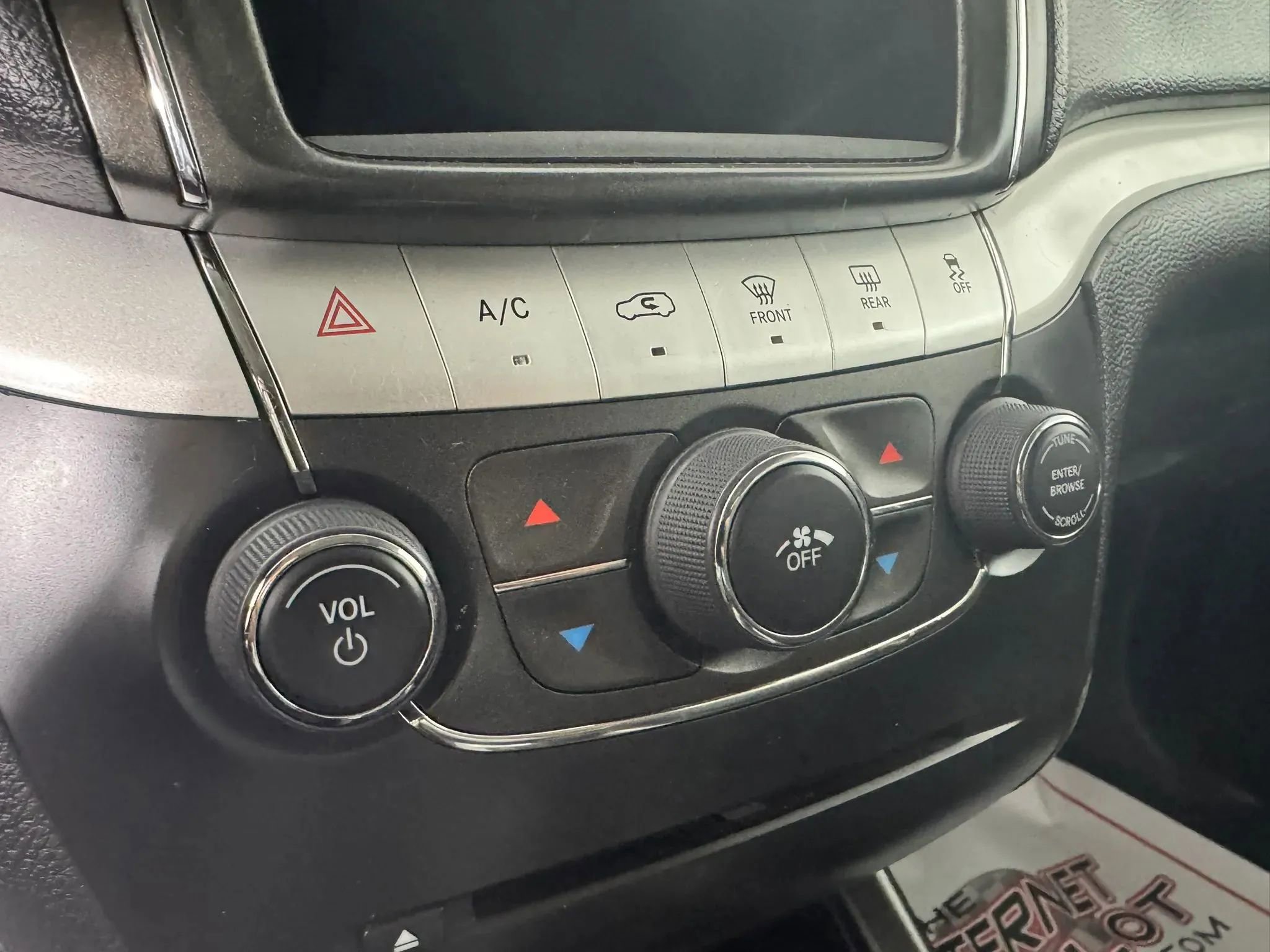 Used 2018 Dodge Journey SXT w/ Blacktop Package image 20