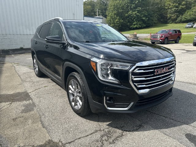 Used 2022 GMC Terrain SLT w/ Tech Package AWD/4WD image 18