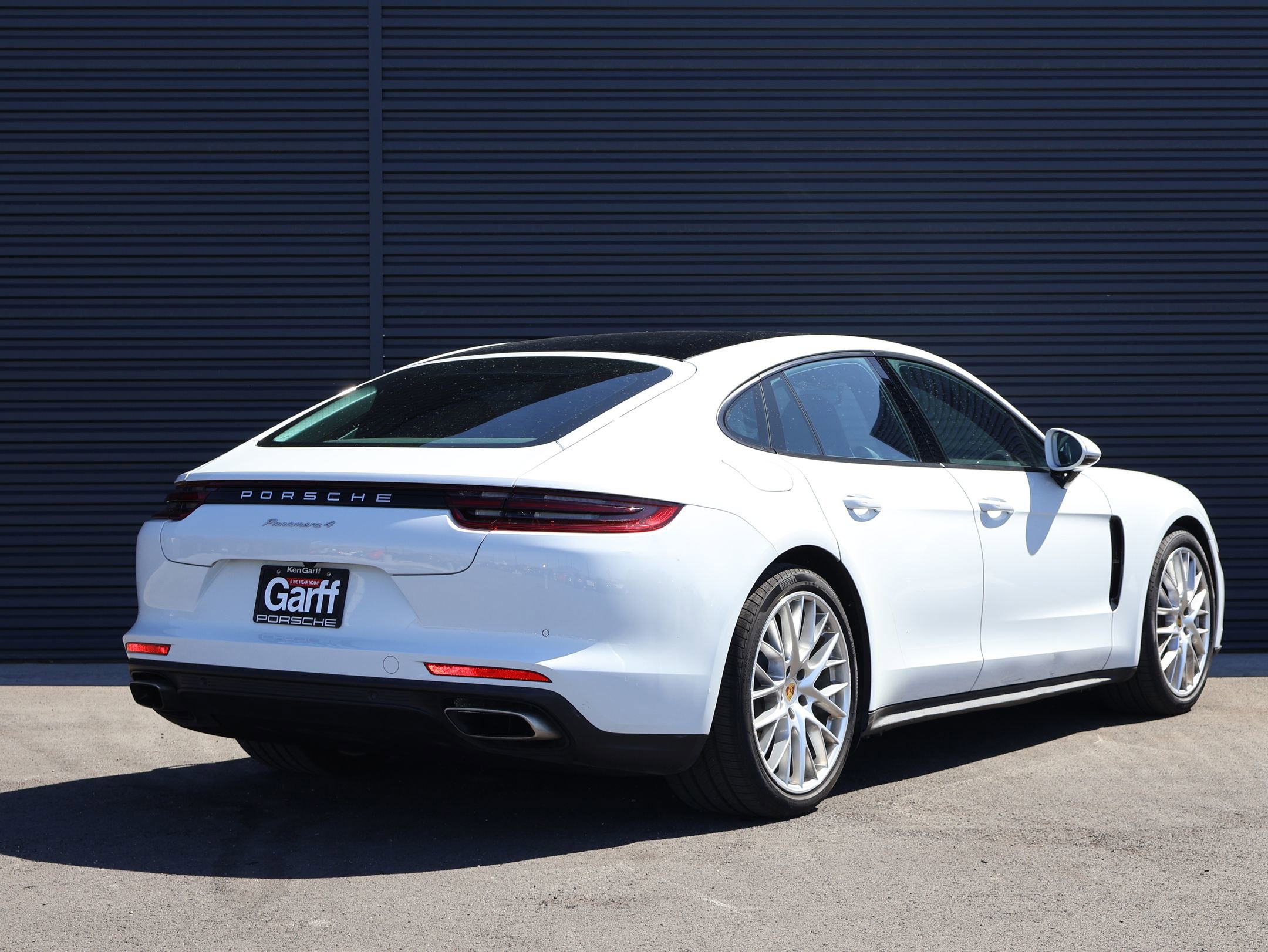 Used 2020 Porsche Panamera 4 AWD/4WD image 9