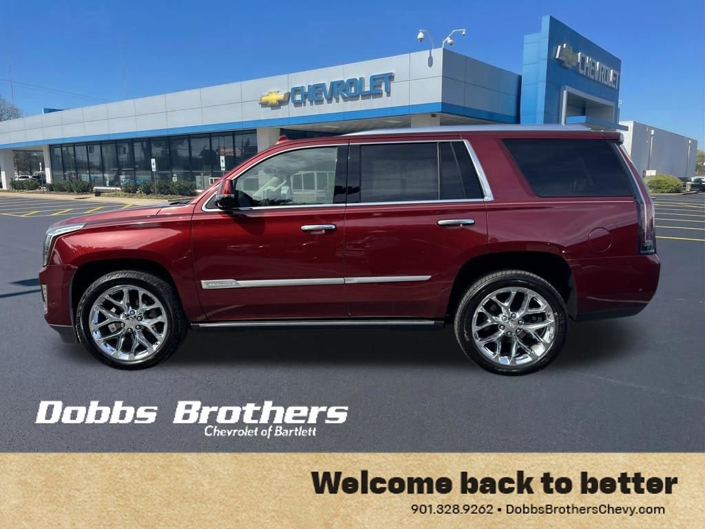 Certified 2019 Cadillac Escalade Premium Luxury AWD/4WD image 4