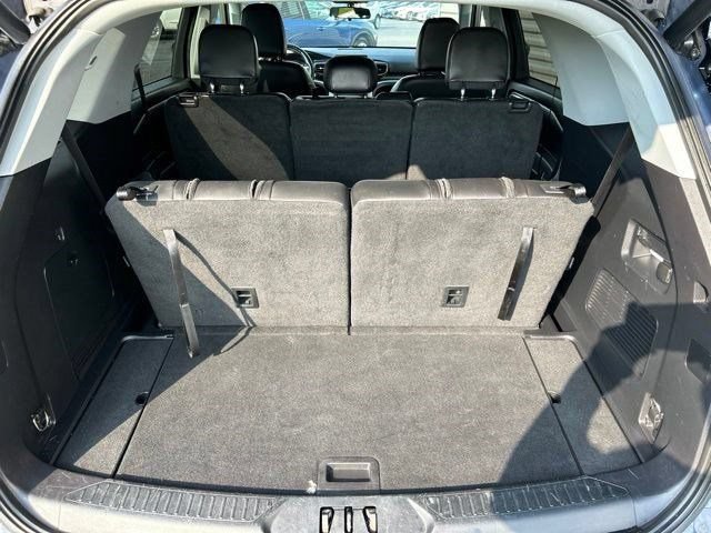 Used 2021 Ford Explorer XLT w/ Equipment Group 202A AWD/4WD image 45