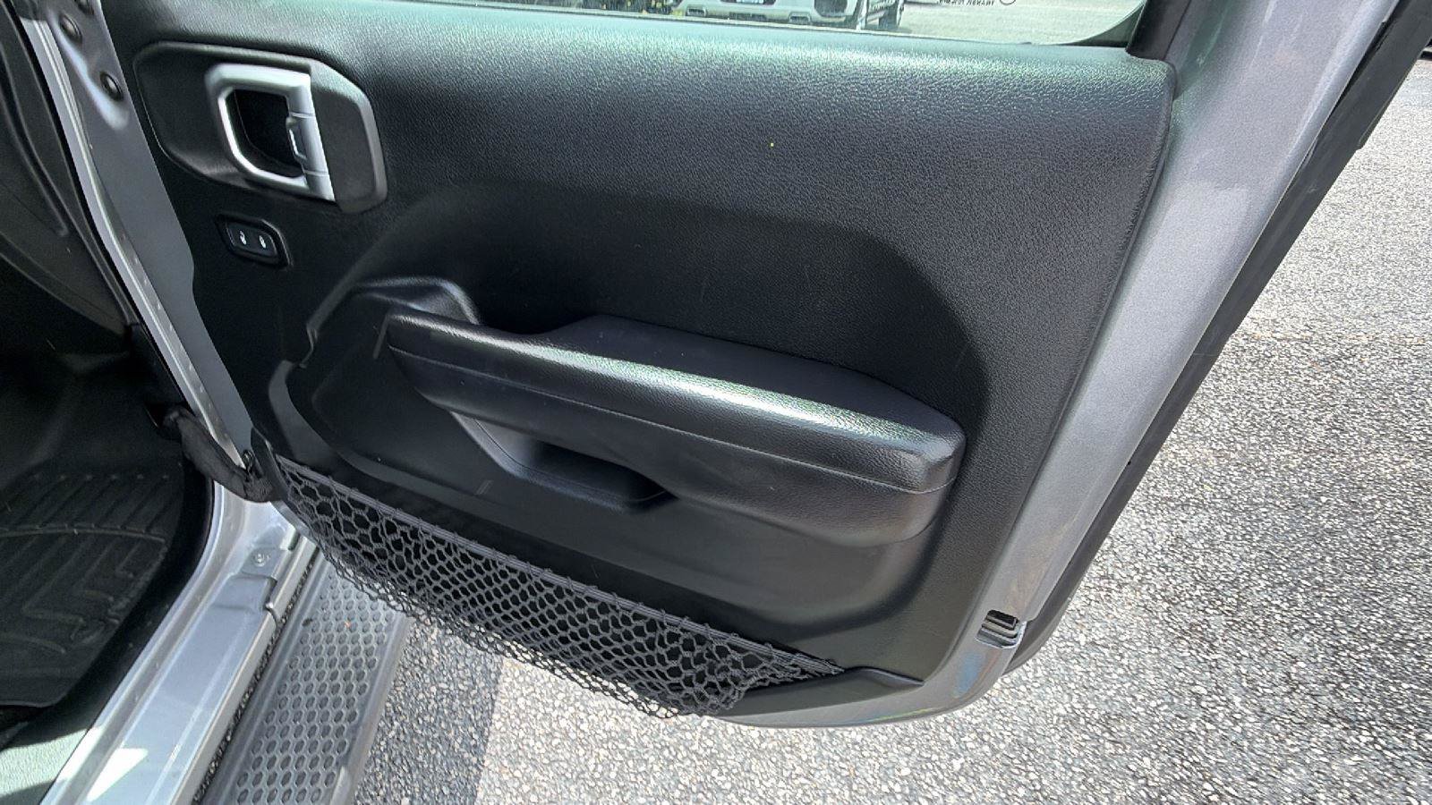 Used 2020 Jeep Wrangler Unlimited Sport AWD/4WD image 14