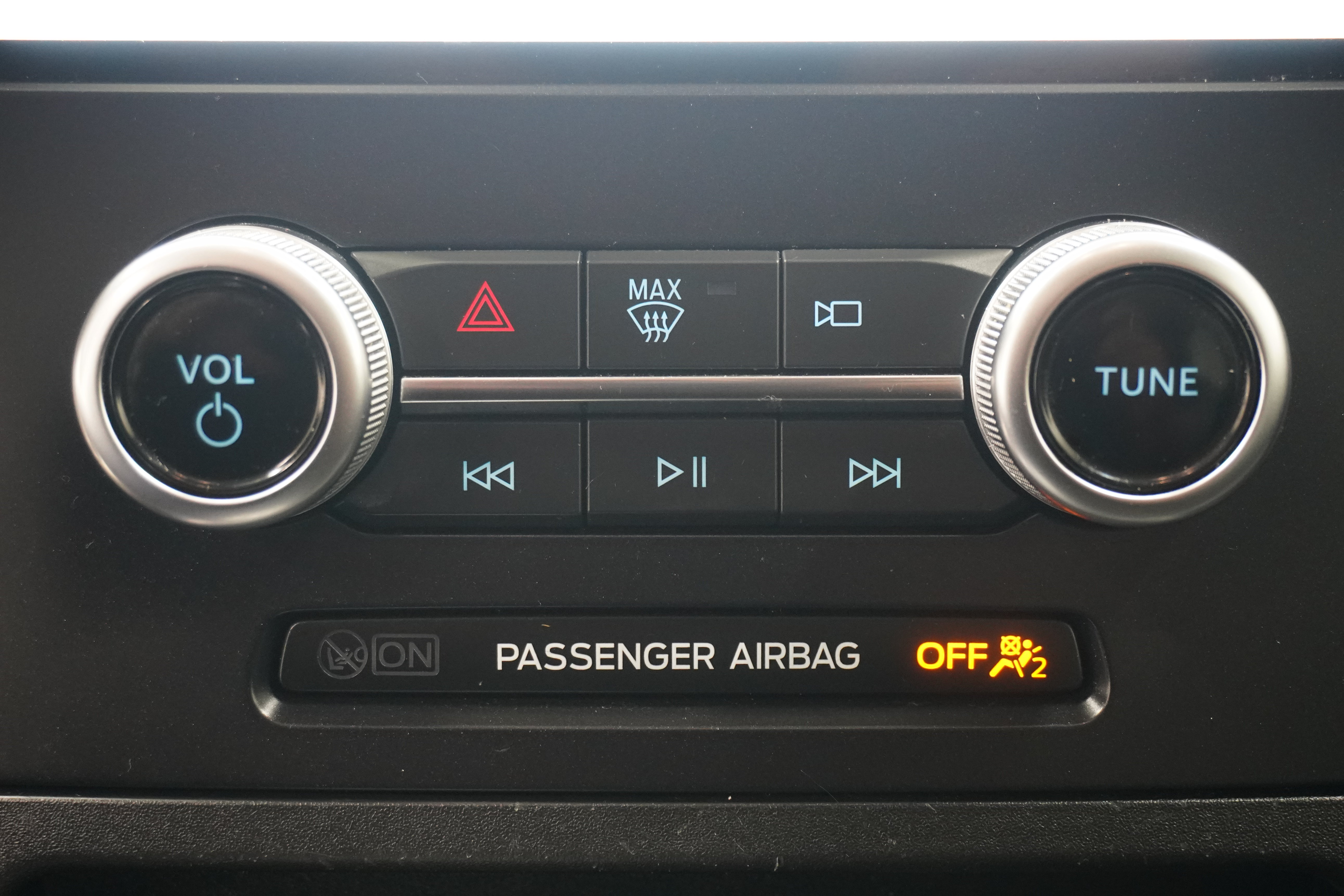 Used 2024 Ford Edge Titanium AWD/4WD image 22