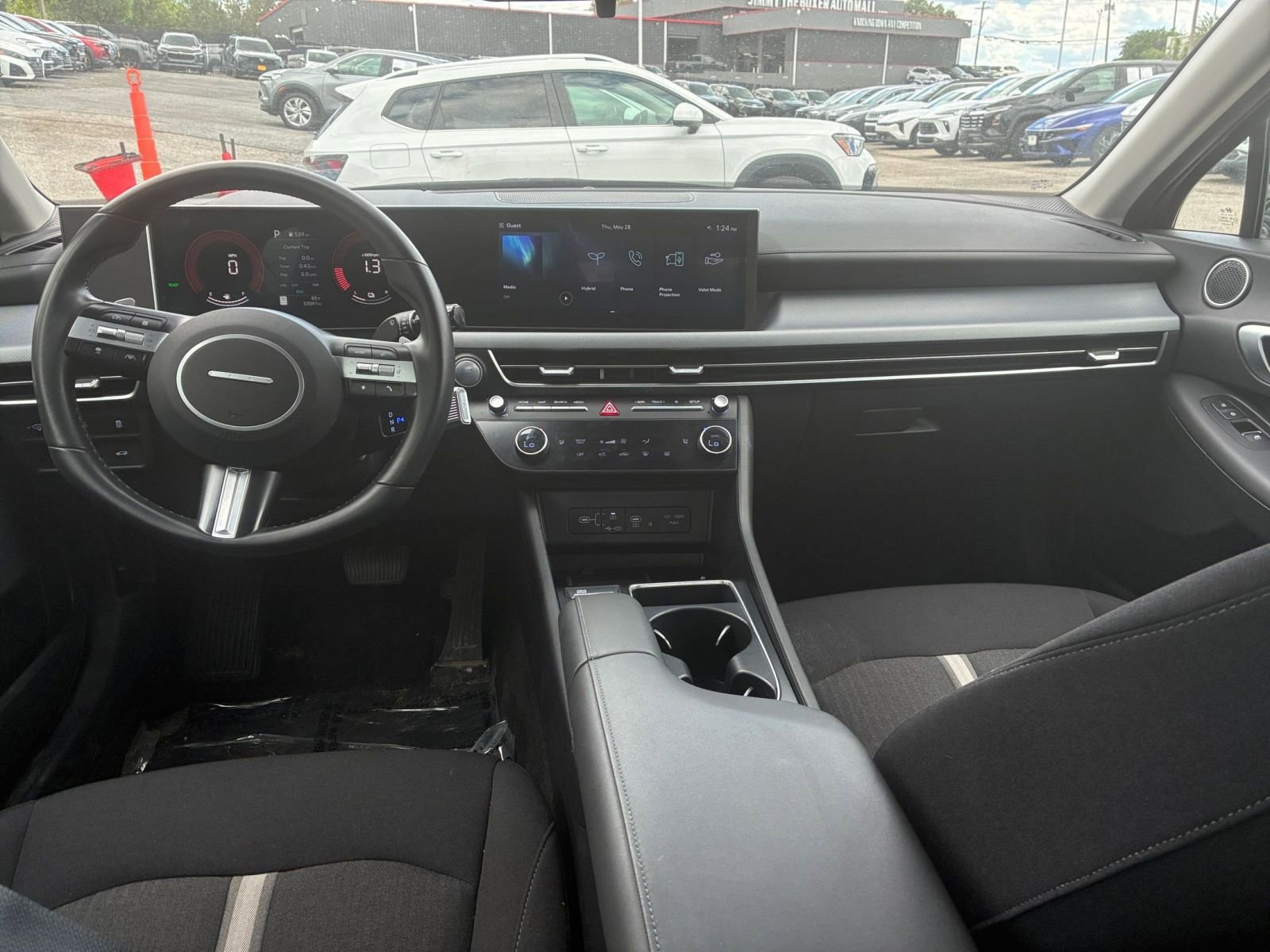 Used 2025 Hyundai Sonata SEL FWD image 28