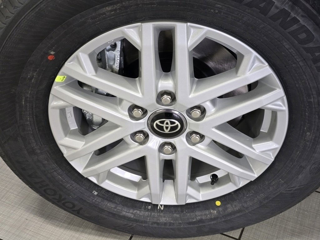New 2026 Toyota Tundra SR5 image 10
