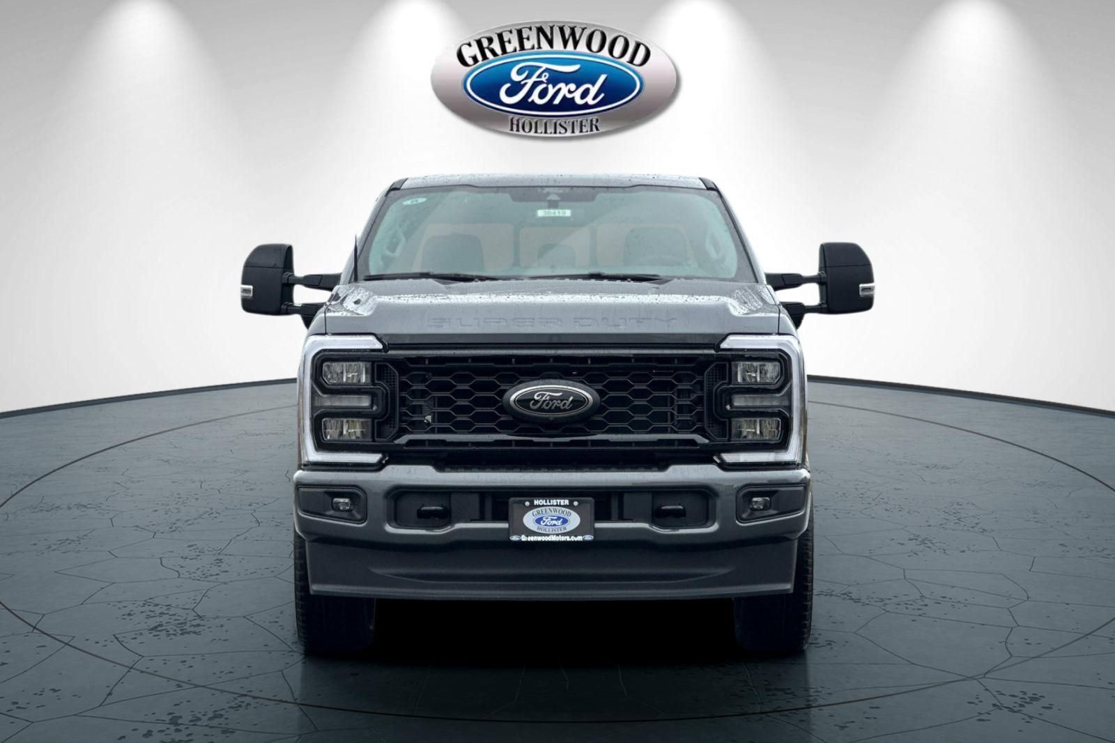New 2026 Ford F350 Lariat w/ Black Appearance Package image 9