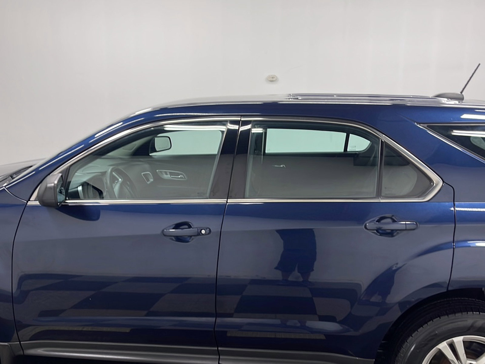 Used 2016 Chevrolet Equinox LS FWD image 13
