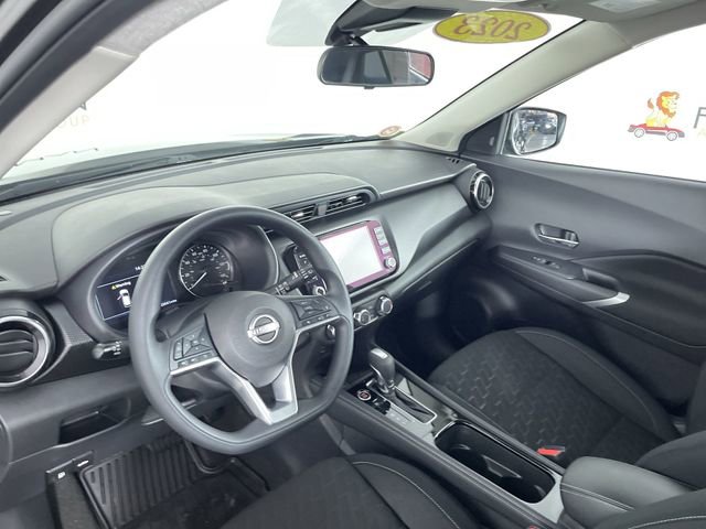 Used 2023 Nissan Kicks SV image 19