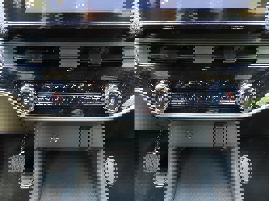 New 2026 Honda Prologue EX image 21