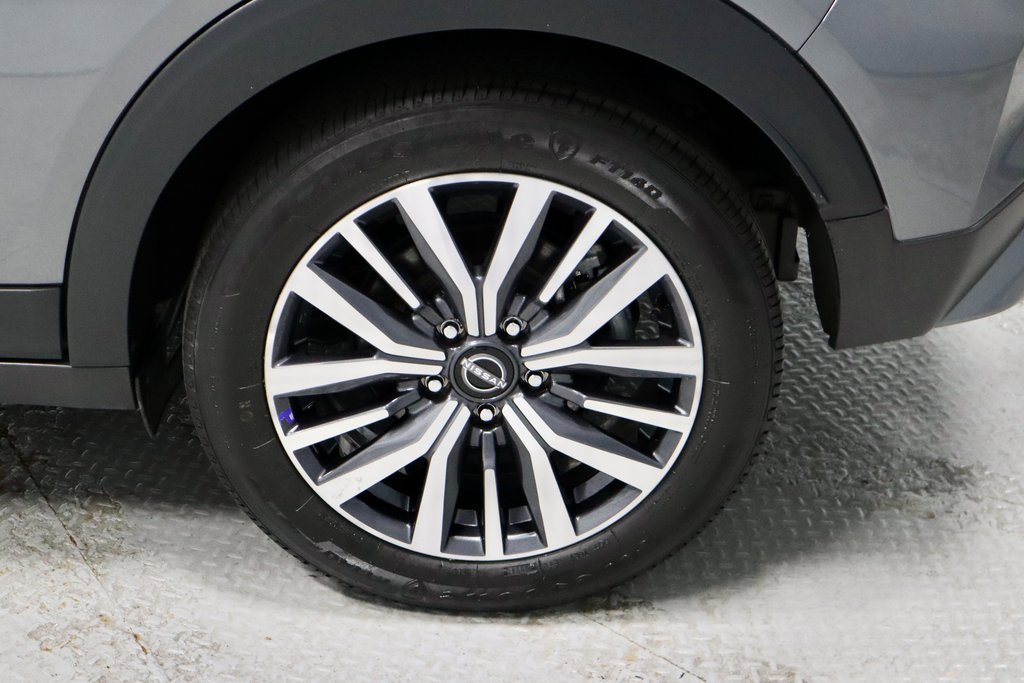 Certified 2024 Nissan Kicks SV image 20