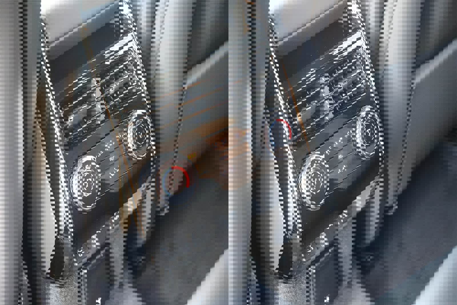 New 2026 Land Rover Range Rover Sport Dynamic SE image 18