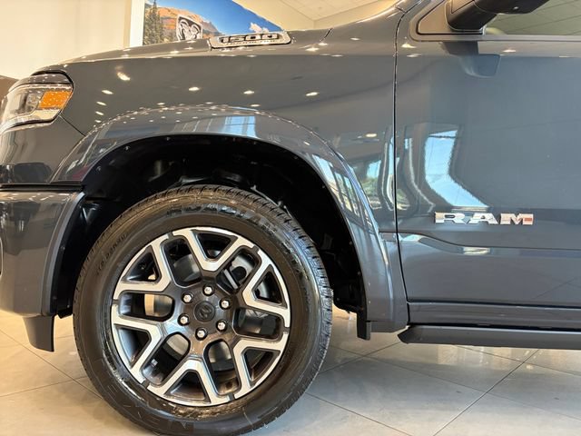 New 2027 RAM 1500 Laramie w/ Laramie Preferred Package AWD/4WD image 10