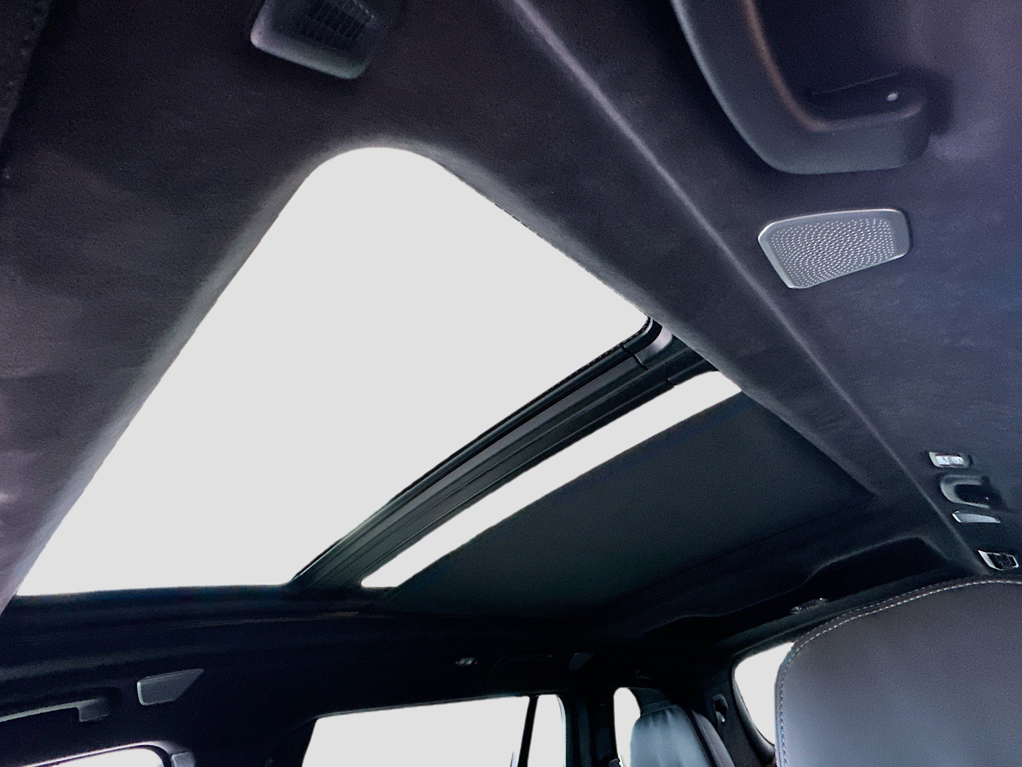 New 2026 BMW ALPINA XB7 image 15