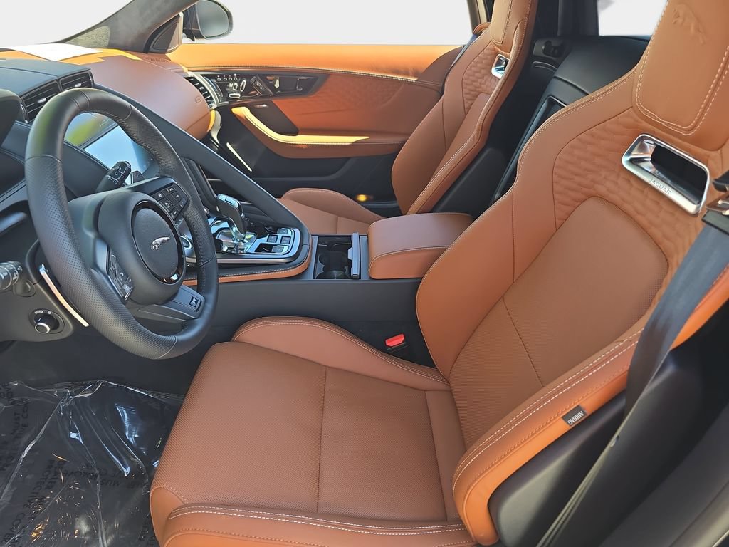 Used 2024 Jaguar F-TYPE R AWD/4WD image 12