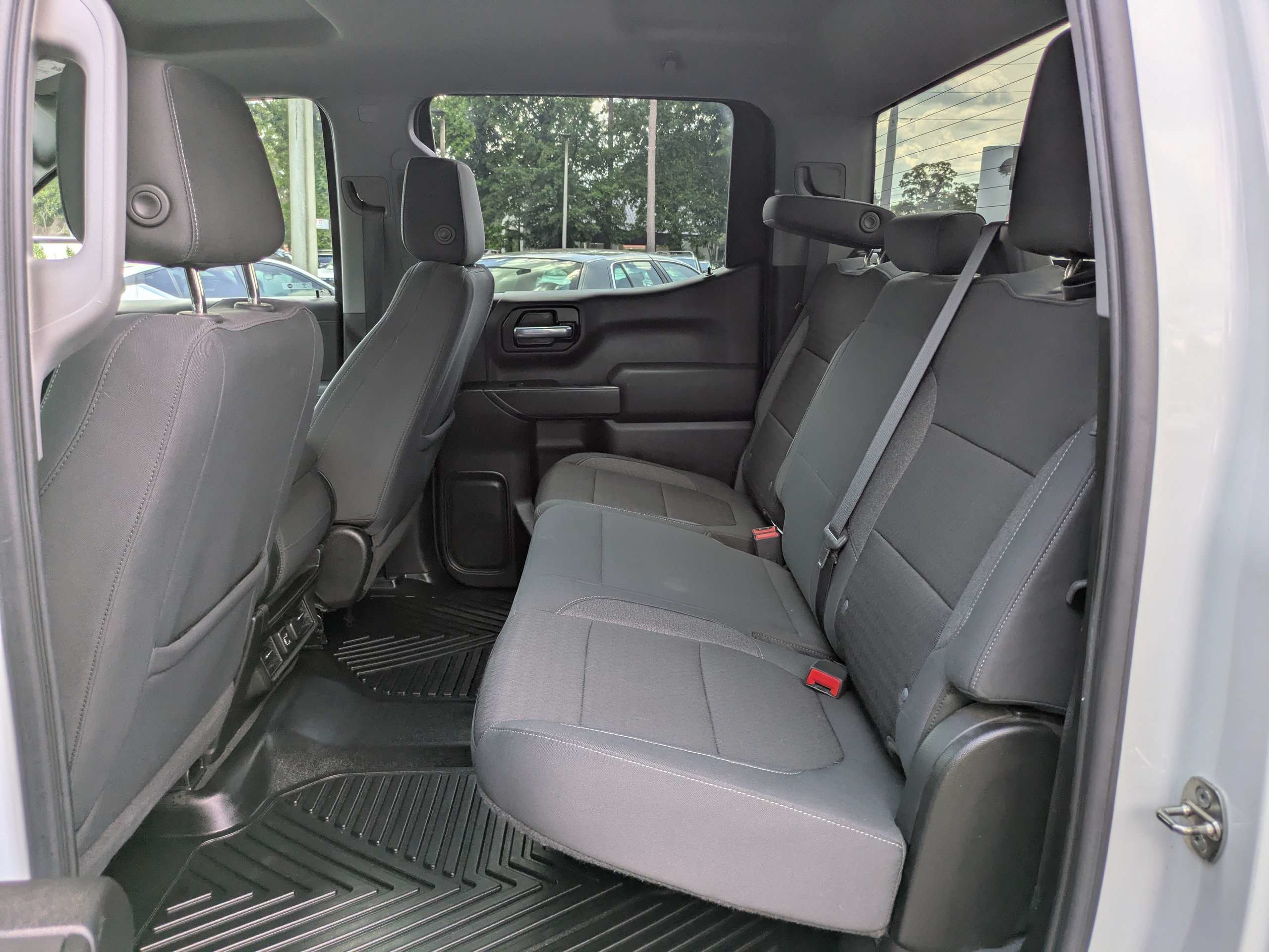 Used 2020 Chevrolet Silverado 1500 LT w/ All-Star Edition AWD/4WD image 13