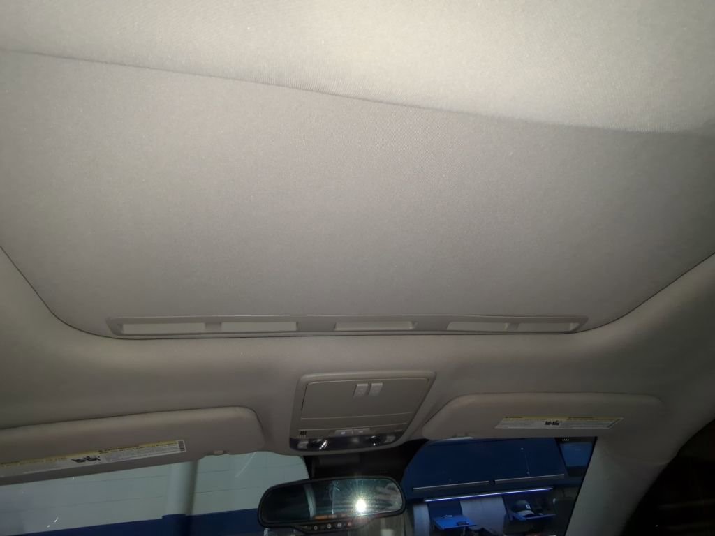 Used 2016 Chevrolet SS image 14