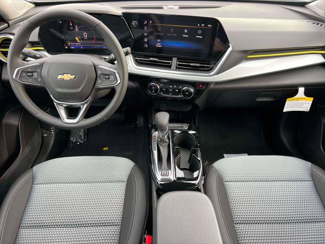 New 2025 Chevrolet Trax LT w/ Driver Confidence Package image 6