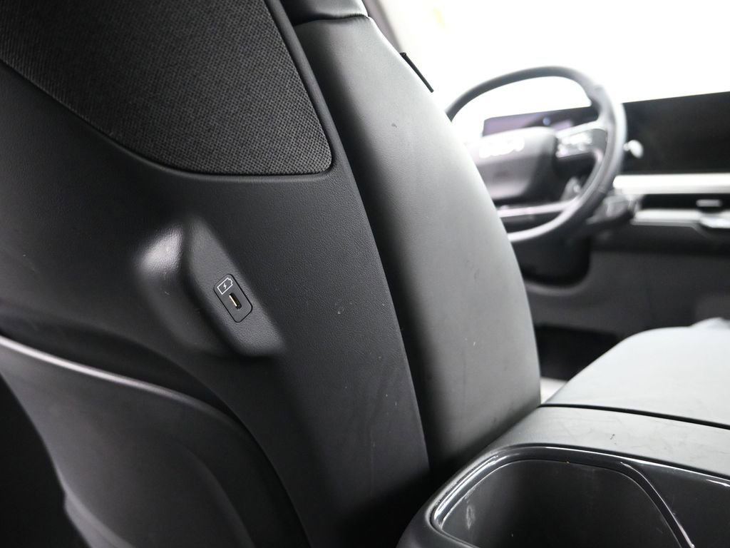 Used 2025 Kia EV9 Light image 26