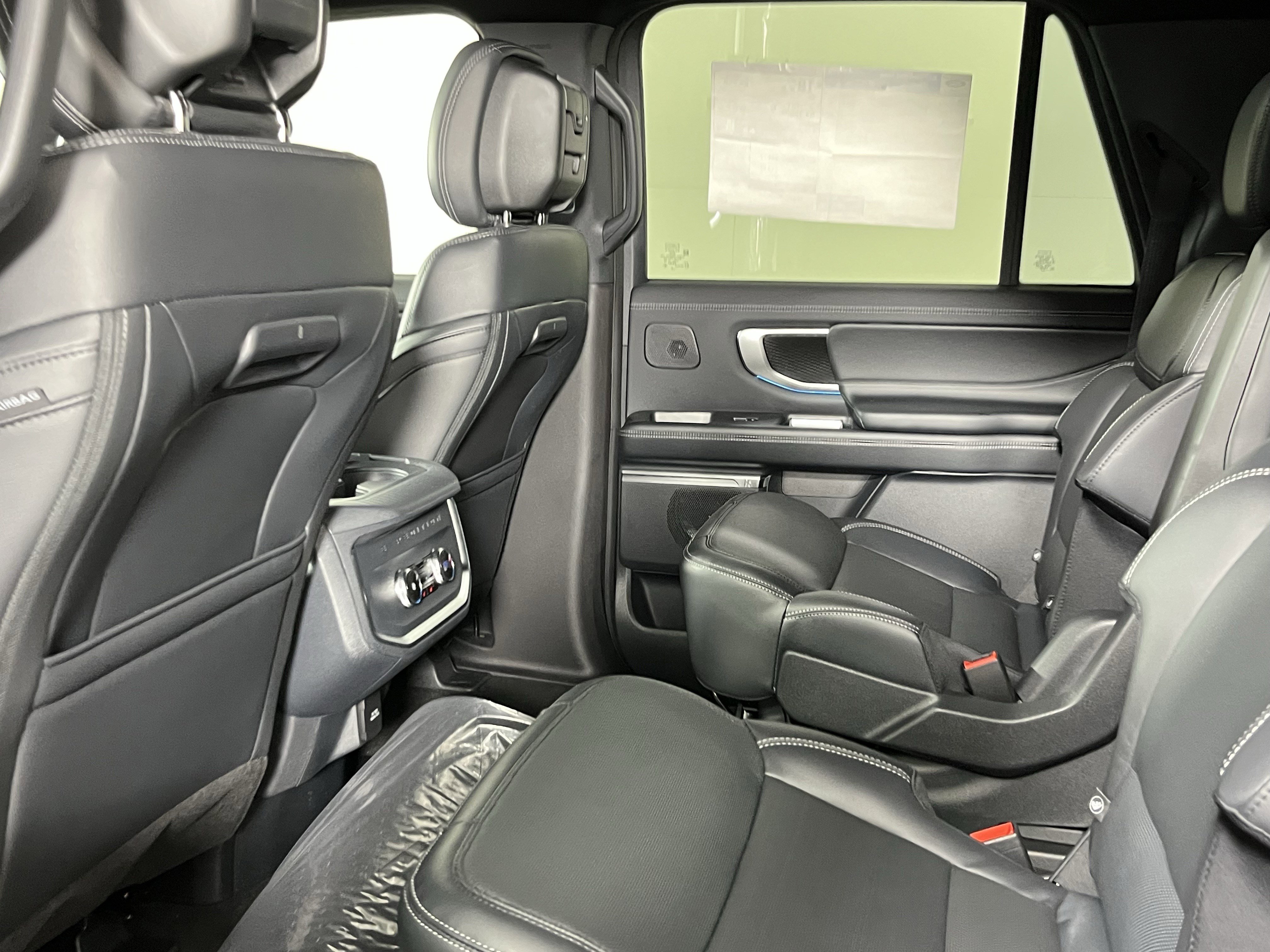 New 2026 Ford Expedition Max Platinum AWD/4WD image 12
