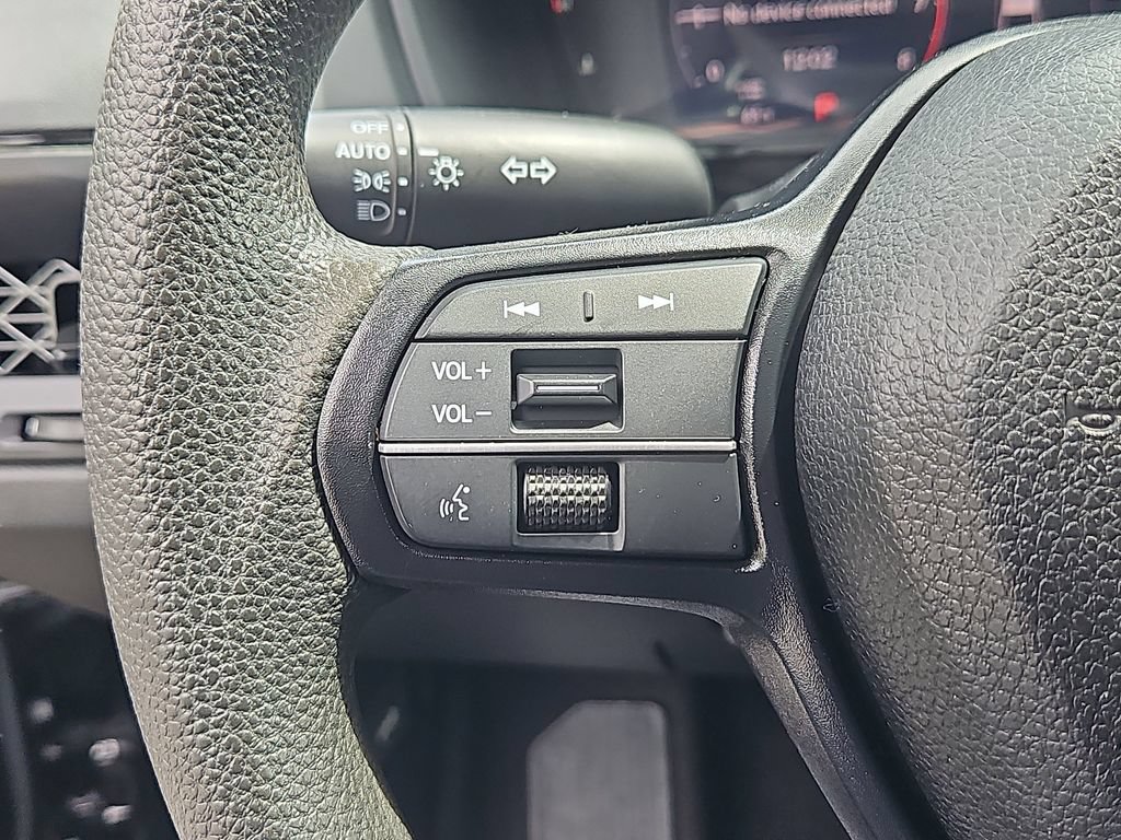 Used 2025 Honda Accord LX image 19