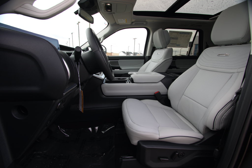 New 2027 Ford Expedition Max Platinum w/ Platinum Ultimate Package AWD/4WD image 6