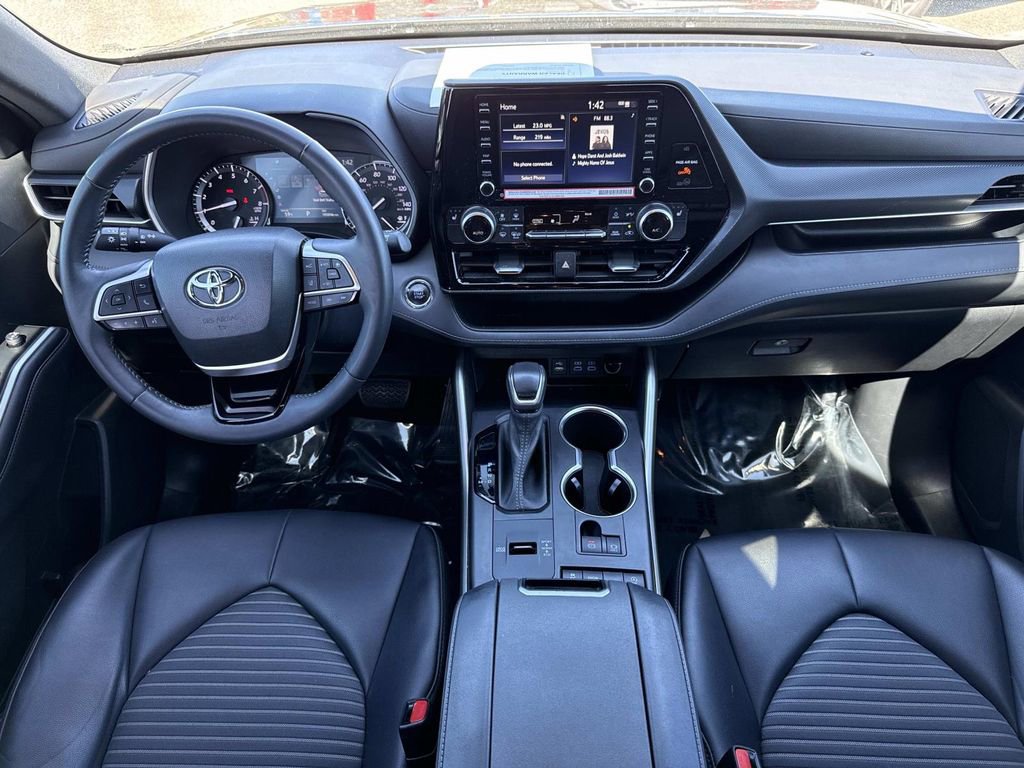 Used 2022 Toyota Highlander XSE image 20