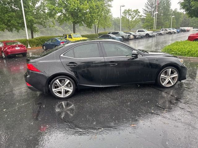 Used 2017 Lexus IS 200t w/ Premium Package RWD image 9