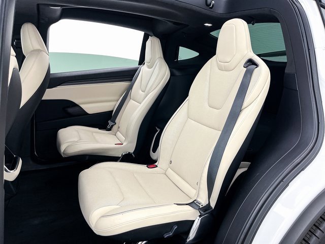 Used 2022 Tesla Model X Plaid image 38