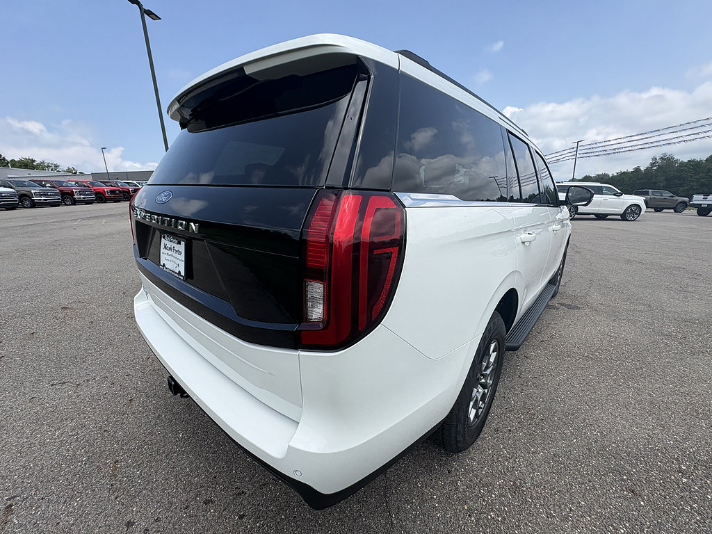 New 2026 Ford Expedition Active AWD/4WD image 5