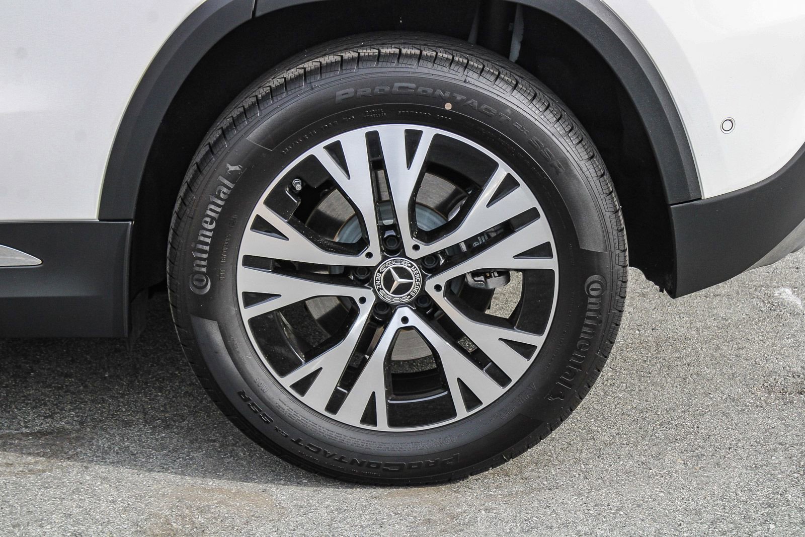 Certified 2025 Mercedes-Benz GLA 250 4MATIC image 11