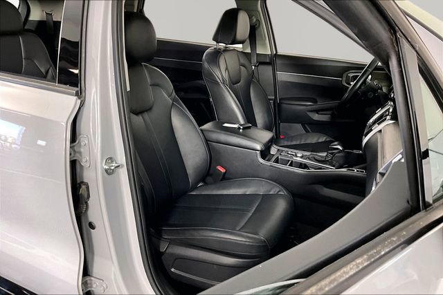 Certified 2022 Kia Sorento EX w/ Panoramic Sunroof Package FWD image 29
