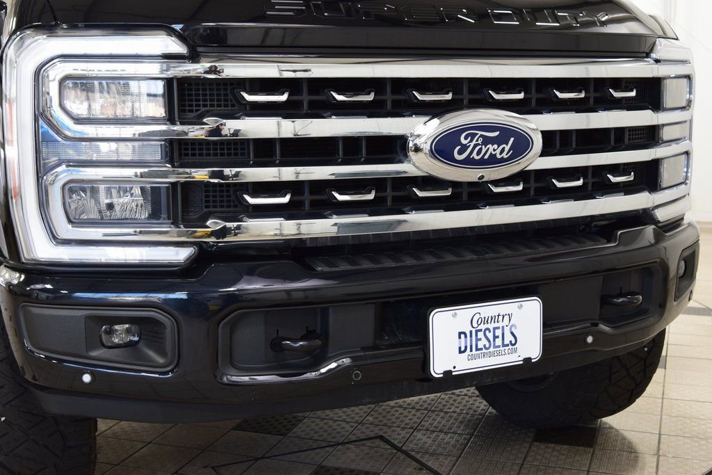 Used 2023 Ford F250 Lariat w/ Lariat Ultimate Package image 11