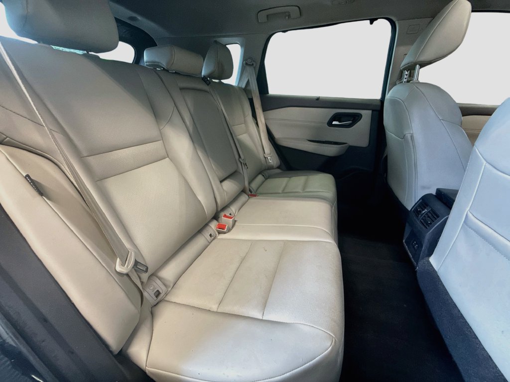Used 2023 Nissan Rogue SV w/ SV Premium B Package FWD image 30