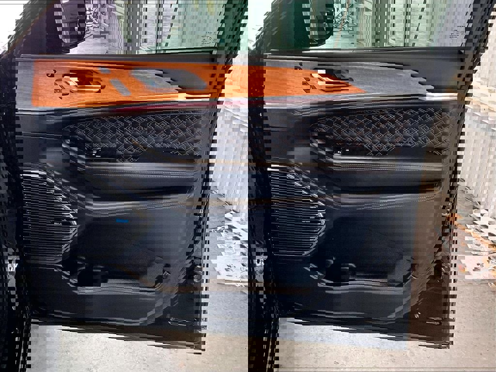 Used 2023 Jeep Grand Cherokee Summit image 12