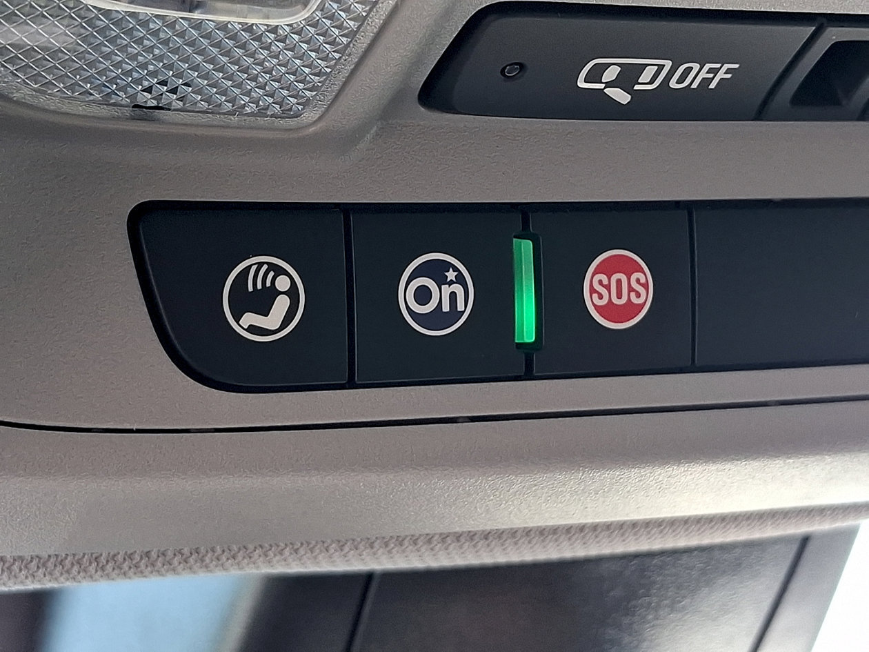 Used 2023 Chevrolet Blazer LT FWD image 26
