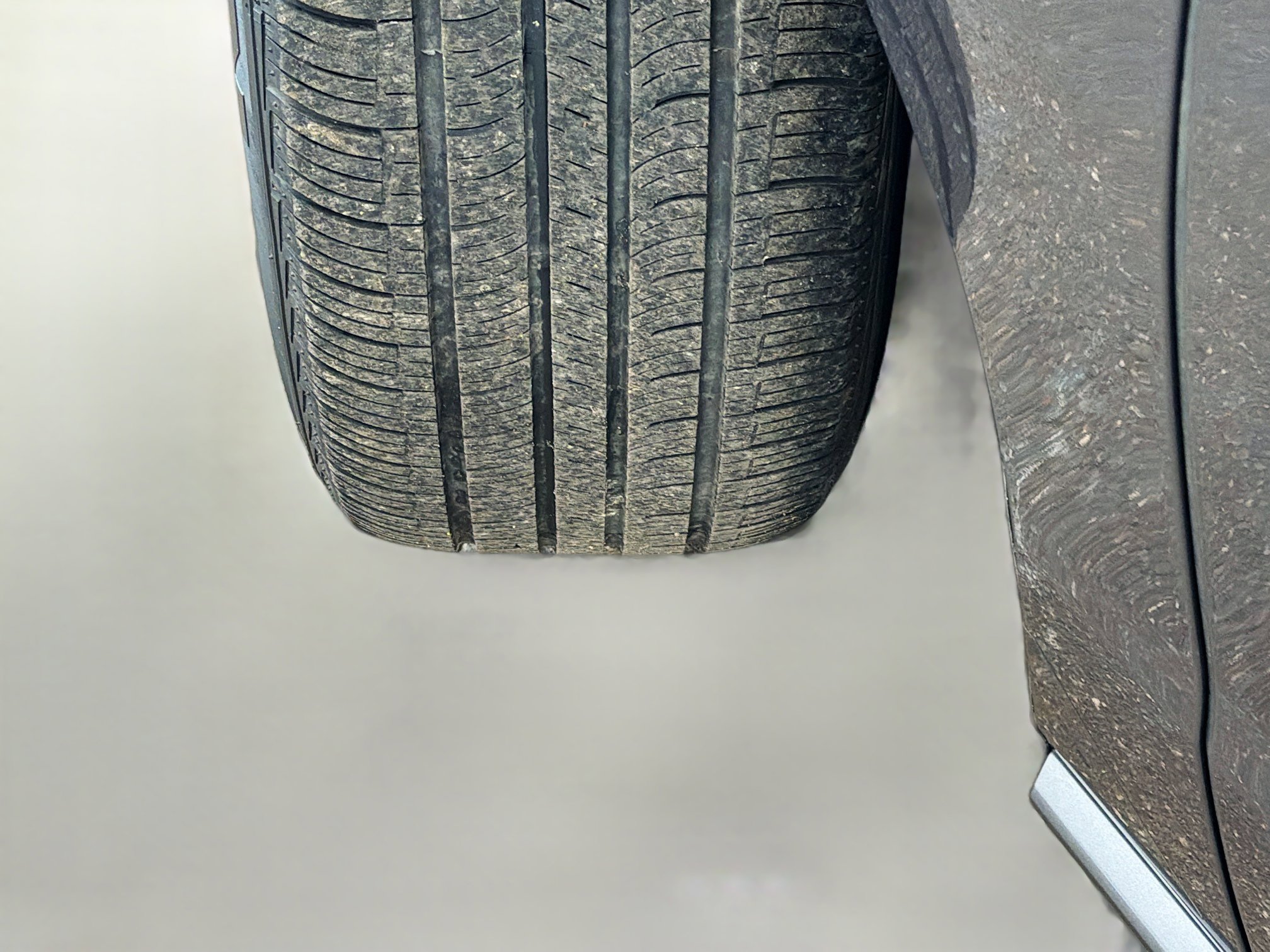 Used 2025 Toyota Sienna XLE image 43