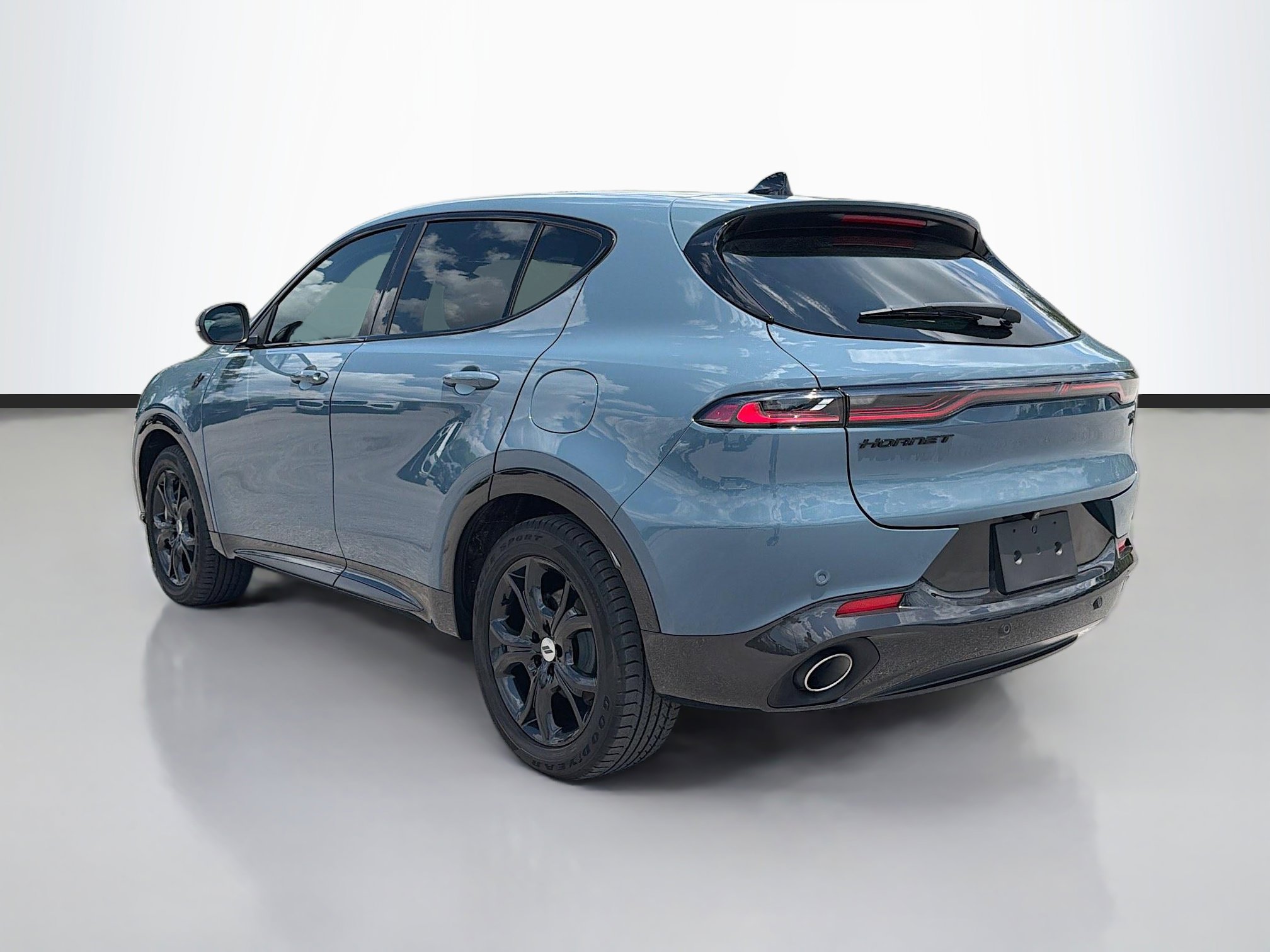 Used 2024 Dodge Hornet R/T Plus w/ R/T Blacktop Package AWD/4WD image 3