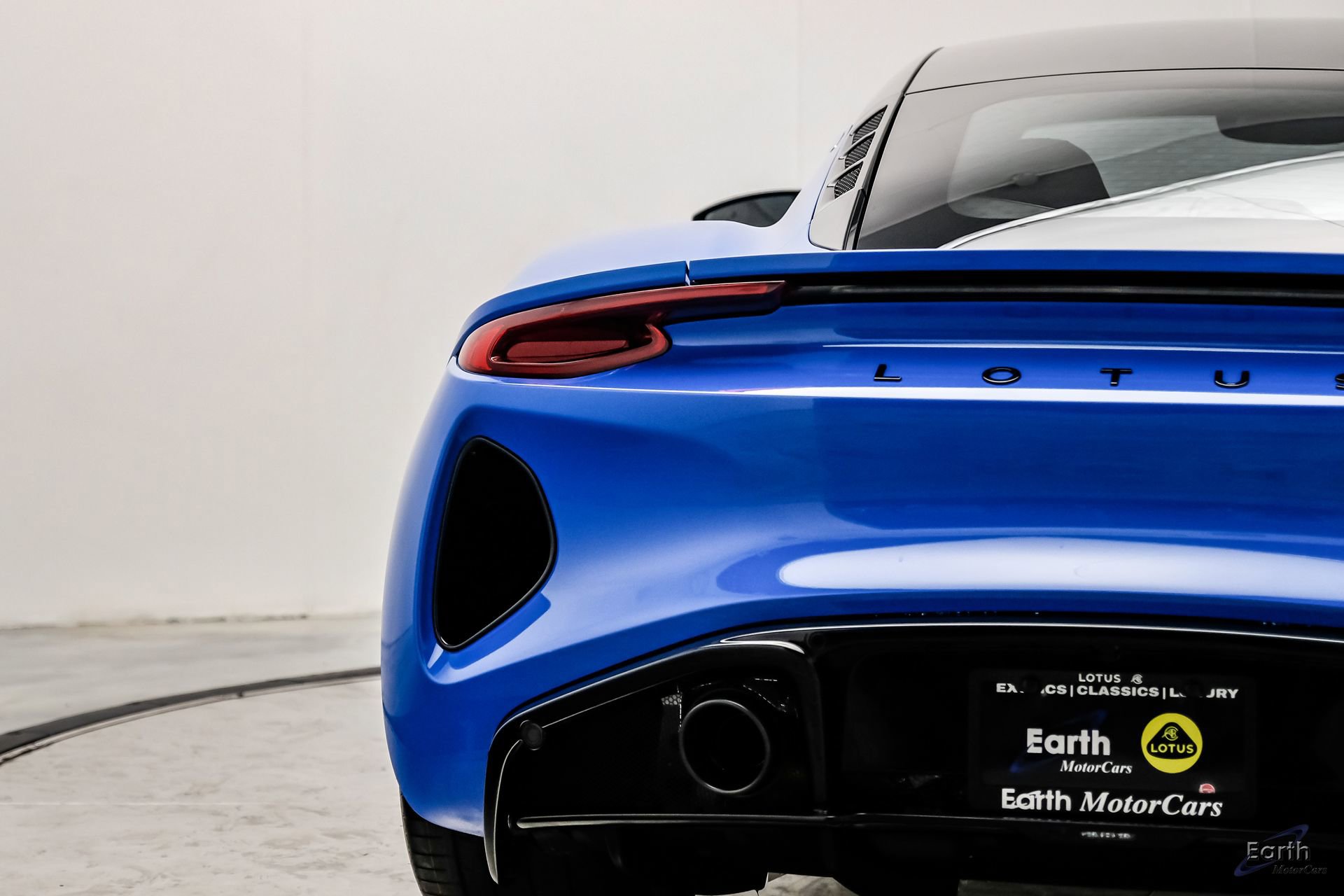 New 2026 Lotus Emira SE image 17