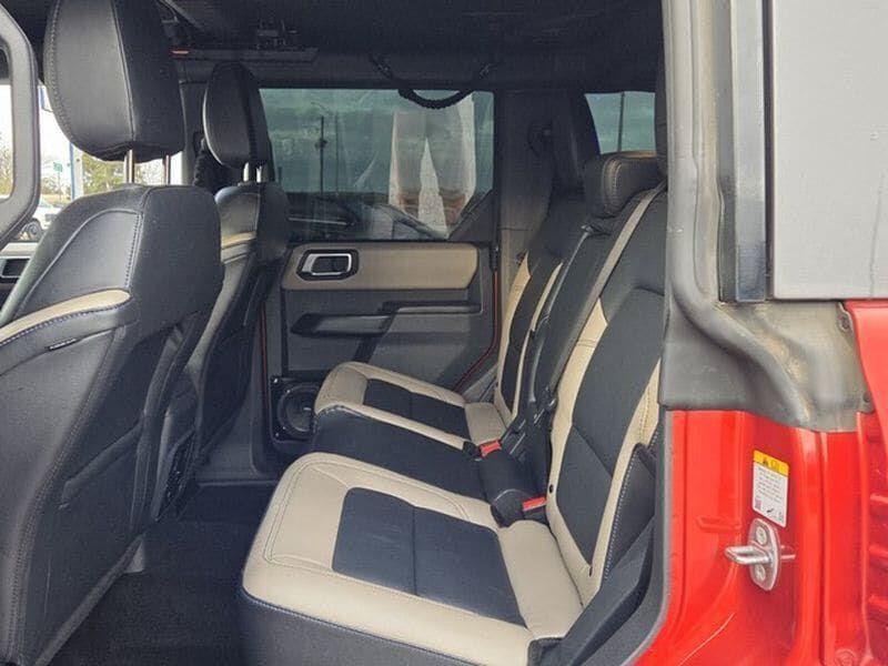 Used 2024 Ford Bronco Wildtrak AWD/4WD image 9