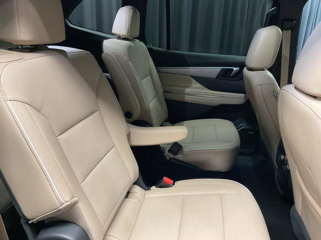 Used 2025 Buick Enclave Preferred w/ LPO, All-Weather Package image 14