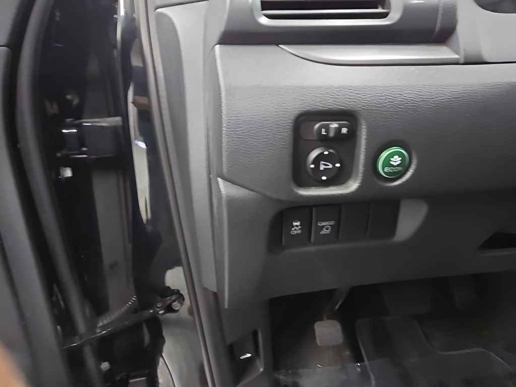 Used 2017 Honda Ridgeline RTL-T image 10