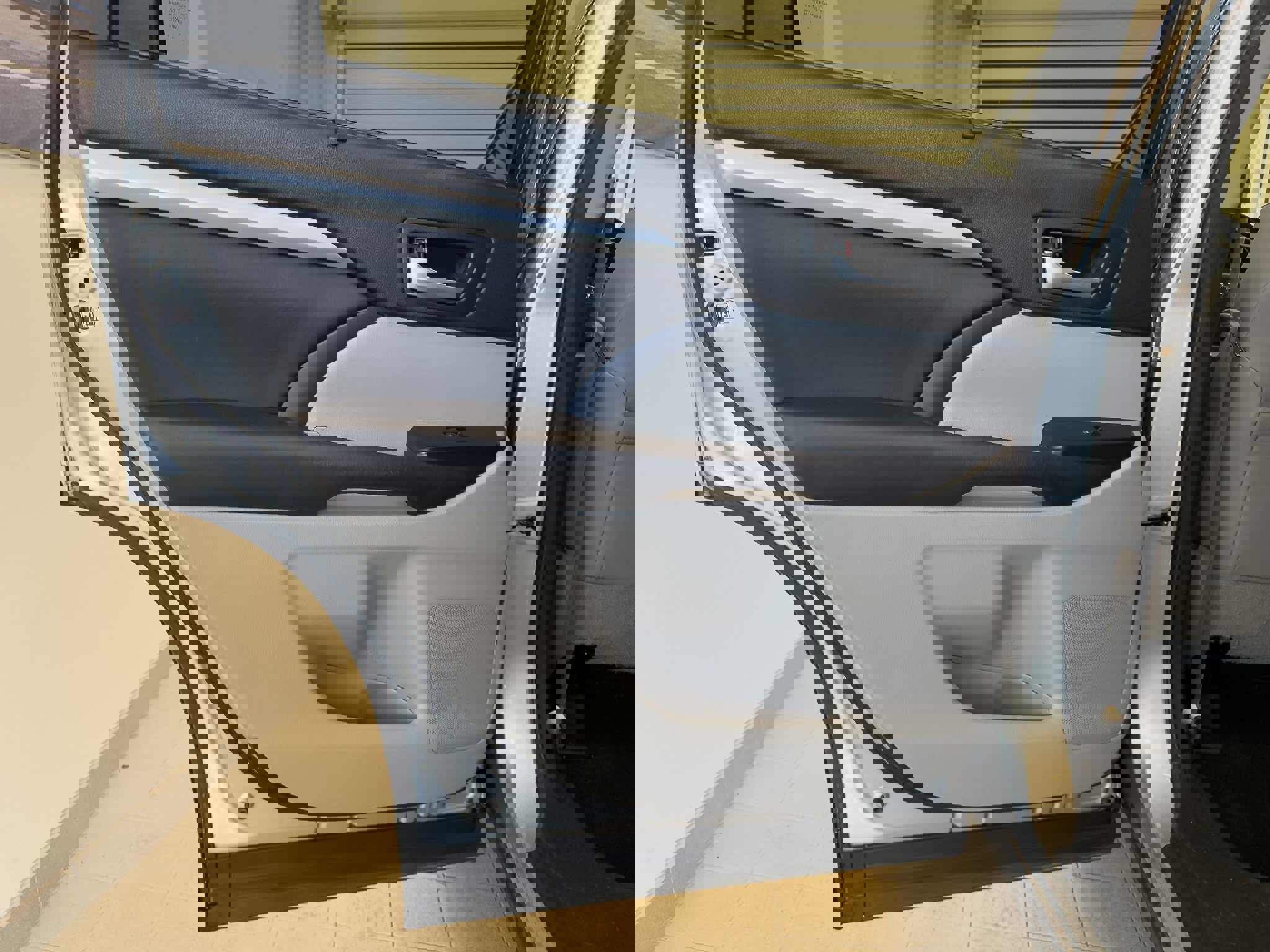 Used 2017 Toyota Highlander SE image 32