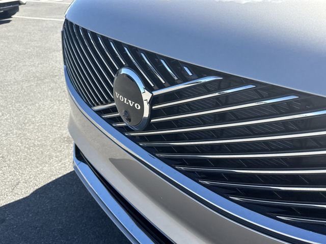 New 2026 Volvo XC90 B5 Plus w/ Protection Package AWD/4WD image 30