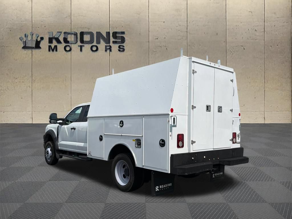 New 2025 Ford F450 XL w/ XL Chrome Package RWD image 5