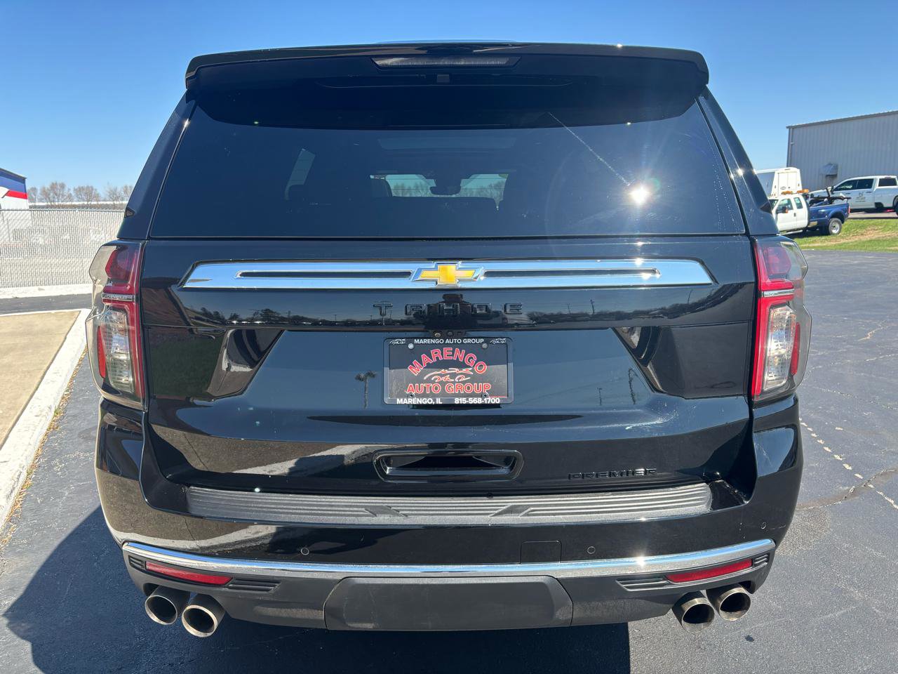 Used 2024 Chevrolet Tahoe Premier w/ Premium Package AWD/4WD image 4