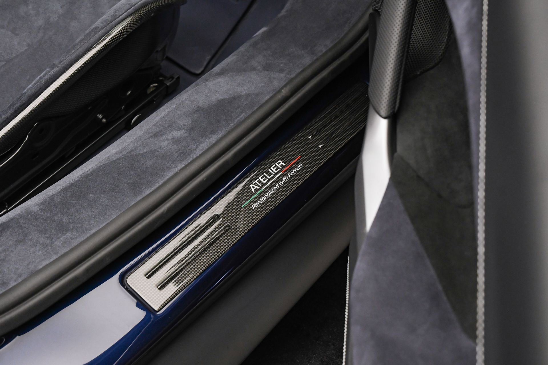 Used 2025 Ferrari 296 GTS image 51