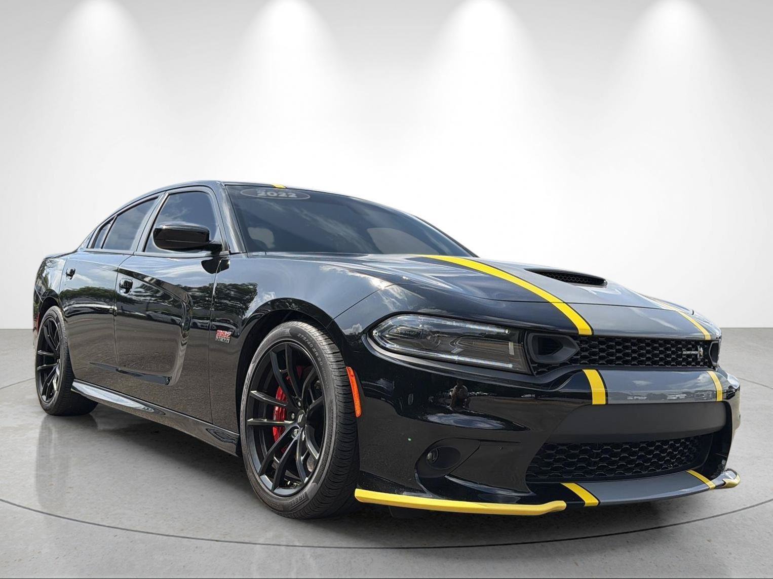 Used 2022 Dodge Charger Scat Pack w/ Dynamics Package RWD image 7