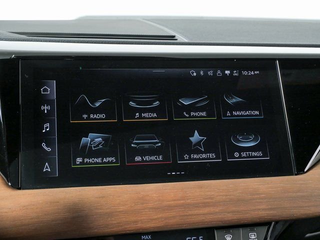 Used 2023 Audi e-tron GT Prestige w/ Prestige Package image 14