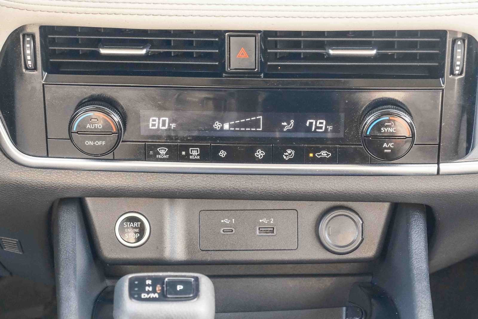 Used 2023 Nissan Rogue SV FWD image 16