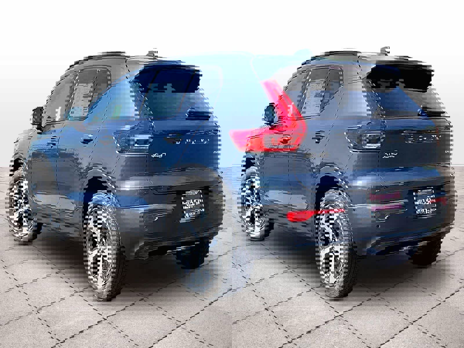 New 2026 Volvo XC40 B4 Plus w/ Protection Package Premier image 3